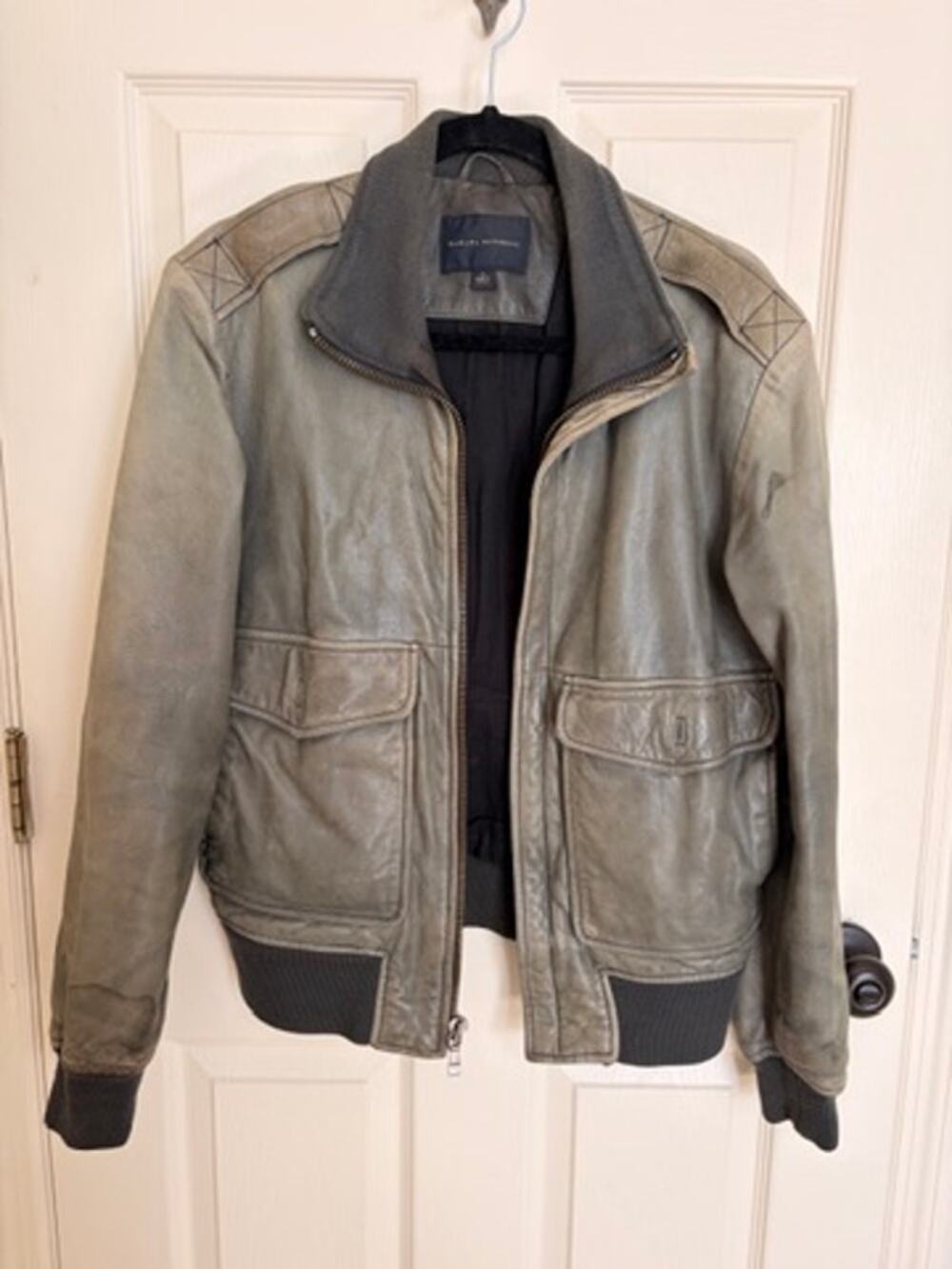 Banana Republic Leather Bomber Jacket Distressed Men XS Y2K
